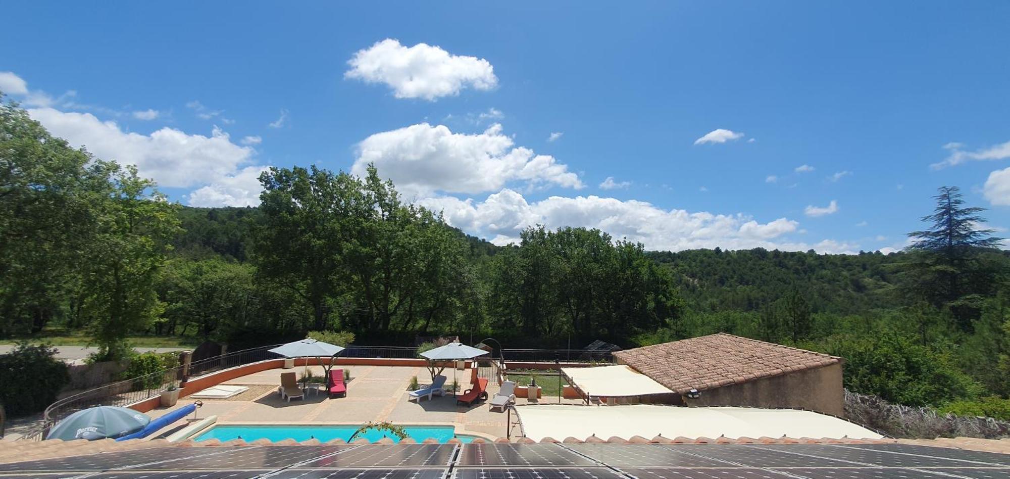 Villa Maison Familiale Avec Piscine Et Boulodrome Dans Le Luberon Caseneuve Exterior foto