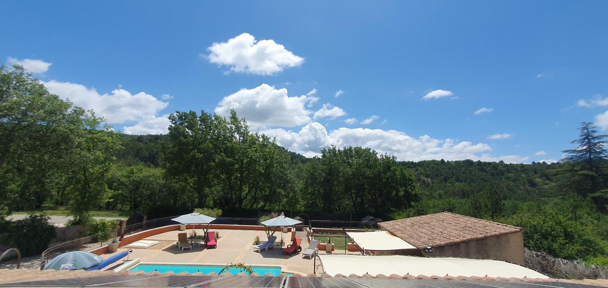 Villa Maison Familiale Avec Piscine Et Boulodrome Dans Le Luberon Caseneuve Exterior foto