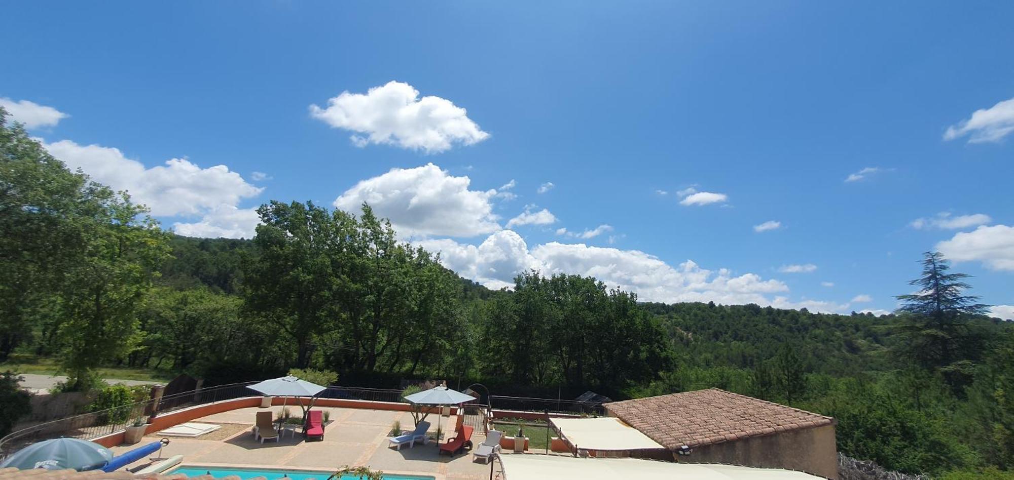 Villa Maison Familiale Avec Piscine Et Boulodrome Dans Le Luberon Caseneuve Exterior foto