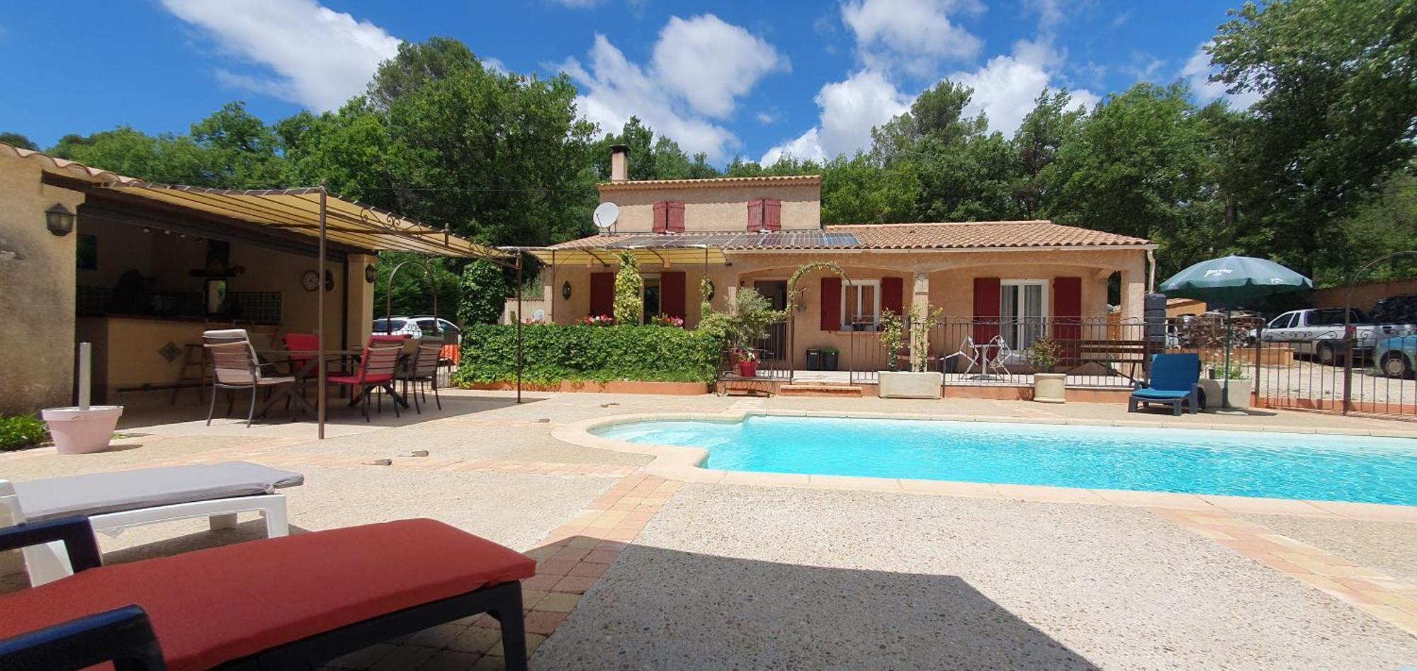 Villa Maison Familiale Avec Piscine Et Boulodrome Dans Le Luberon Caseneuve Exterior foto