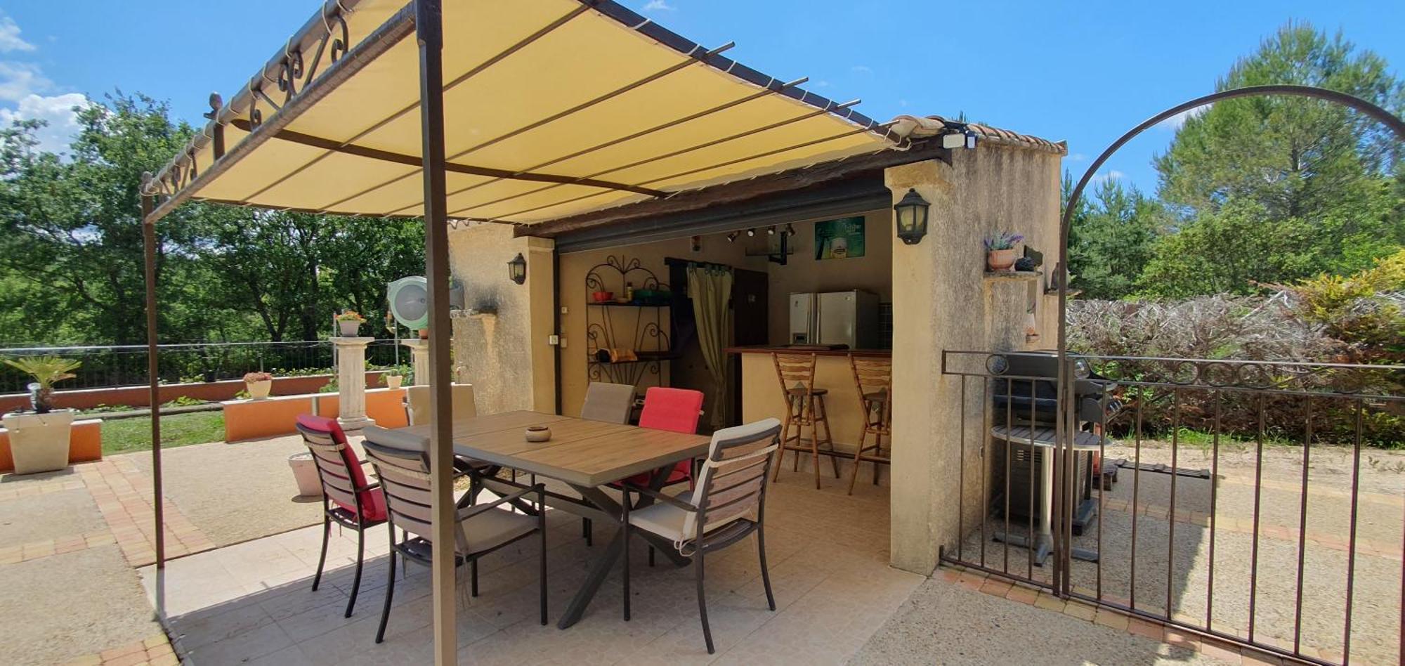 Villa Maison Familiale Avec Piscine Et Boulodrome Dans Le Luberon Caseneuve Exterior foto